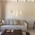فيلة La Baracca *